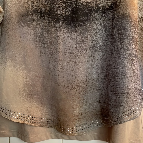 One World Tan/Brown Blouse W/Build in Tank.Embellishments Throughout Blouse.FIRM - Picture 5 of 10